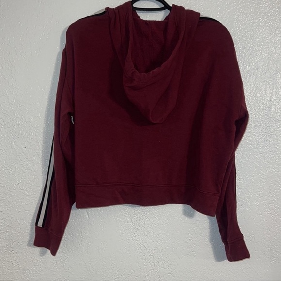 PINK CROP TOP - Picture 2 of 2